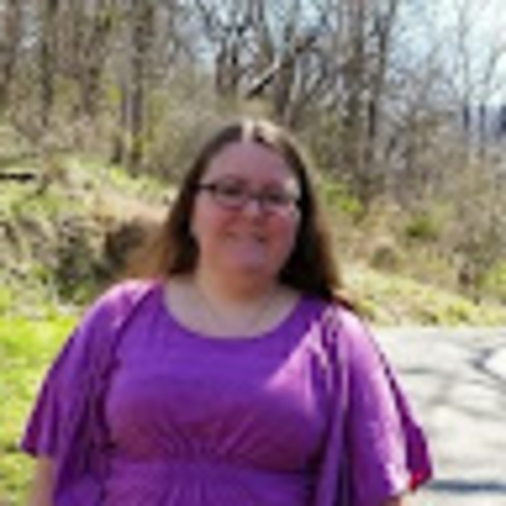 Meet your Posher, Alicia
